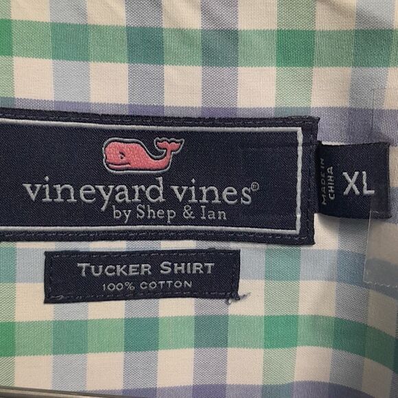 Vineyard Vines Plaid Shirt...Size XL...EXCELLENT CONDITION - Picture 3 of 5